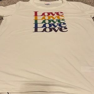 4 for $20 ❤️ LulaRoe Medium Love Tee